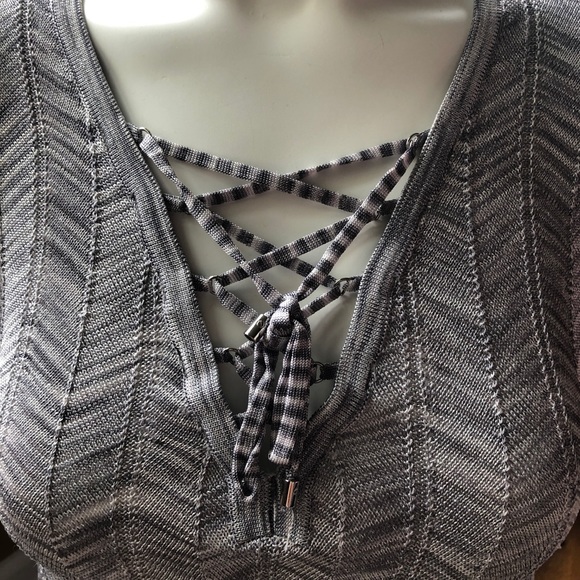 White House Black Market Knit Top - Picture 4 of 7